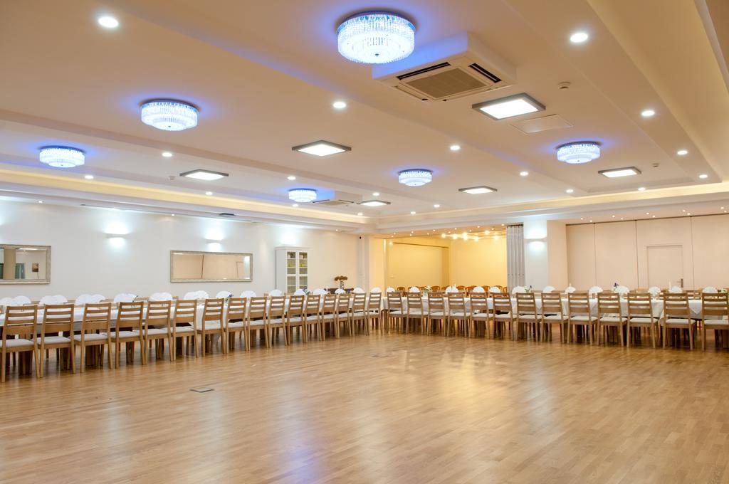 Hotel Cieplice Medi & Spa Jelenia Góra Екстериор снимка
