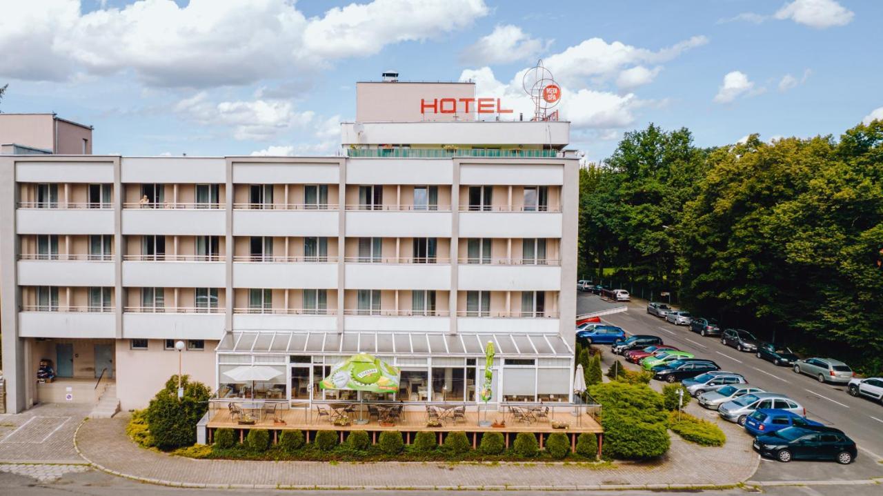 Hotel Cieplice Medi & Spa Jelenia Góra Екстериор снимка