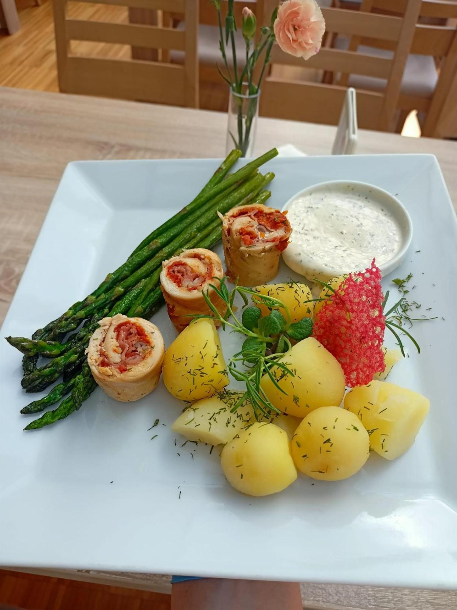 Hotel Cieplice Medi & Spa Jelenia Góra Екстериор снимка