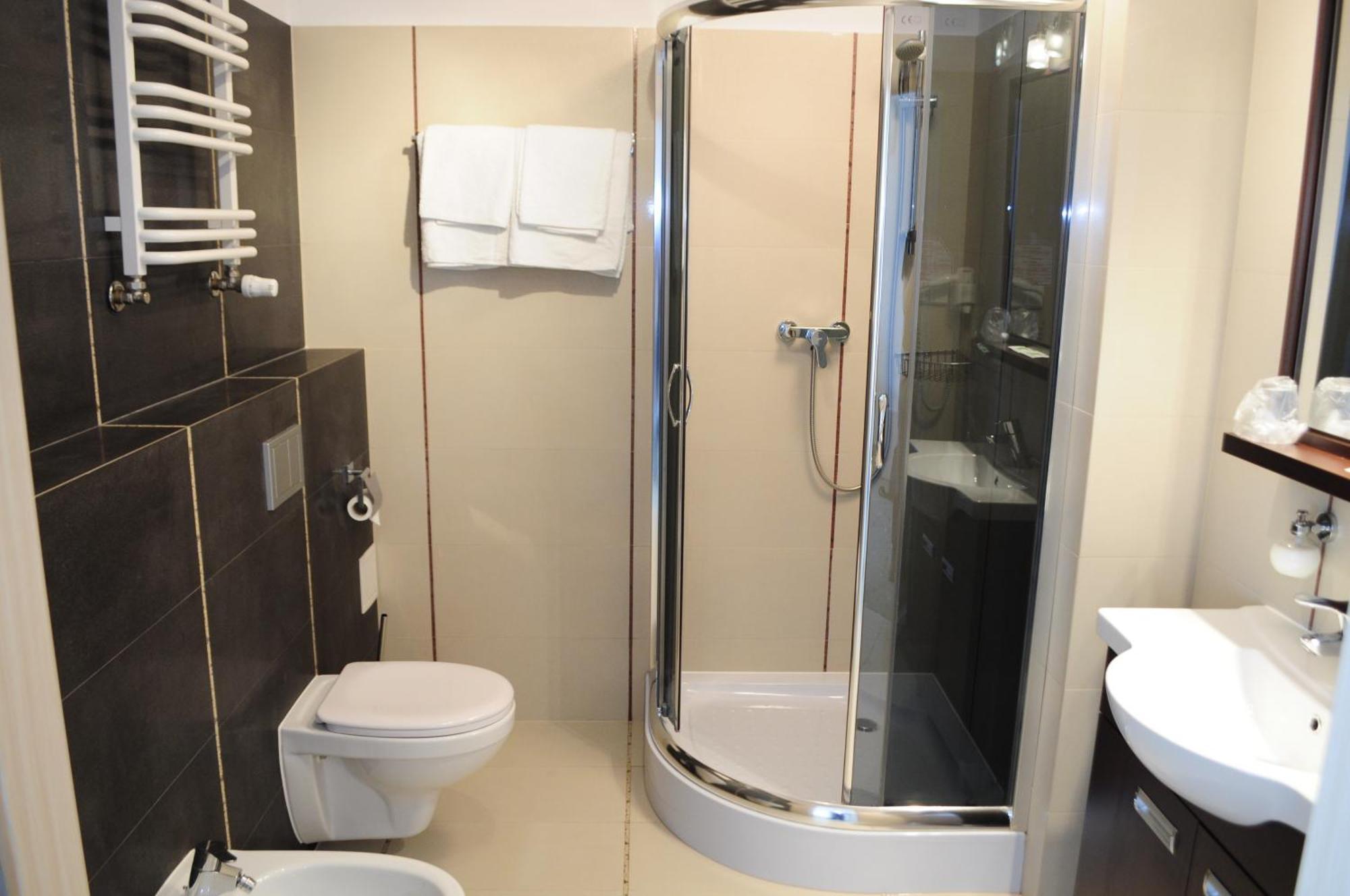 Hotel Cieplice Medi & Spa Jelenia Góra Стая снимка