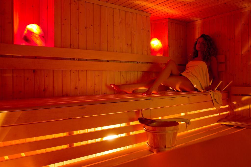 Hotel Cieplice Medi & Spa Jelenia Góra Екстериор снимка